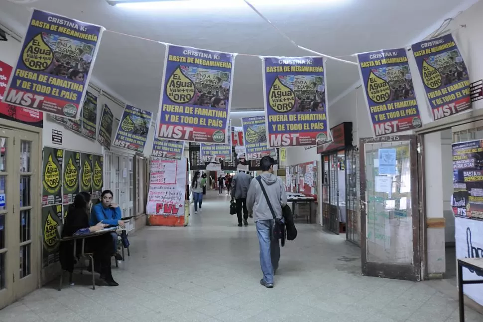 PROPUESTAS. En Filosofía se presentan nueve  agrupaciones y en psicología dos. LA GACETA/ FOTO DE ANALÍA JARAMILLO.