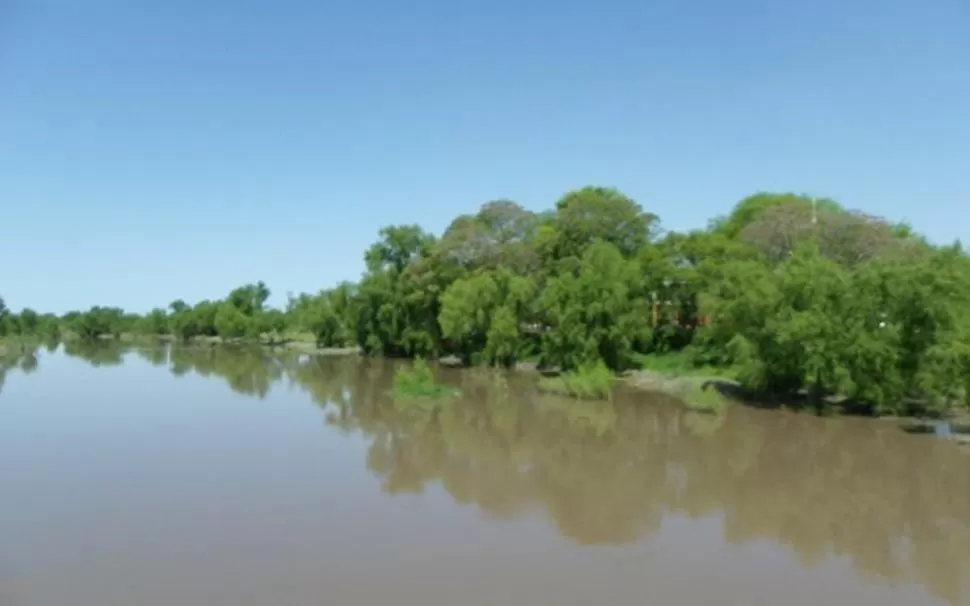 PELIGROSO. El arroyo tiene zonas muy profundas. FOTO TOMADA DE RECONQUISTAHOY.COM.AR