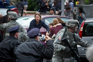 Impactantes escenas de Brad Pitt en lucha contra los zombies