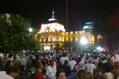 ¿Fuiste a la marcha en la plaza Independencia? Dejá tu reflexión