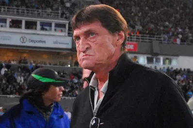 Falcioni comienza a despedirse de Boca