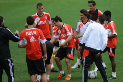 River quiere volver a cantar victoria frente a Unión, que marcha último