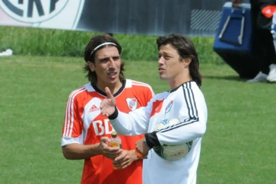 Almeyda vuelve a retocar el equipo de River