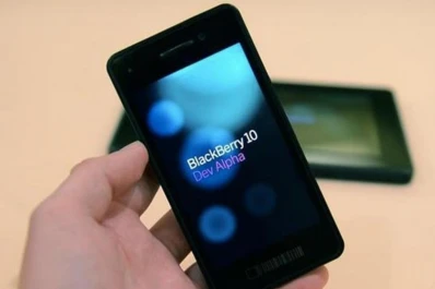 Blackberry 10 saldrá a la venta en enero para competir con Apple y con Android