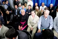 Vestido de sacerdote, Mijalchyk escuchó el trágico final de más de 100 desaparecidos