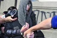 La periodista y su pareja obligaron a su víctima a escribir una carta de suicidio