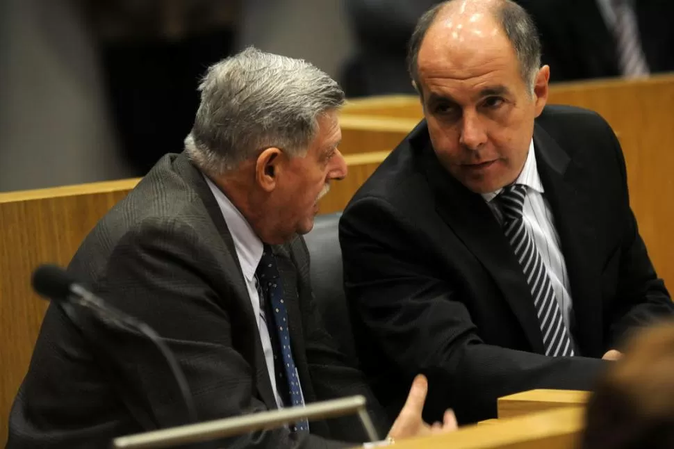 CRÍTICOS. Avignone y Viña reprocharon la actitud servil del amayismo. LA GACETA / FOTO DE INÉS QUINEROS ORIO (ARCHIVO) 