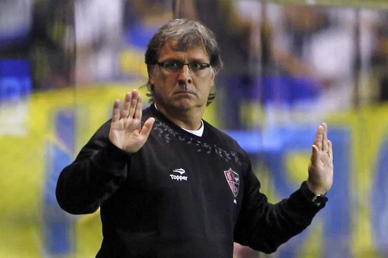 EL PADRE. Gerardo Martino cambió el ánimo y el nivel futbolístico de Newell's. (DyN)