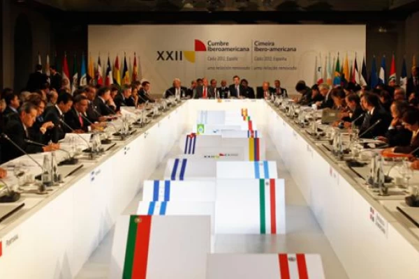 Boudou cuestionó las políticas de ajuste en la Cumbre Iberoamericana