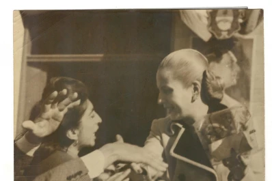 Una historia con muchas lagunas