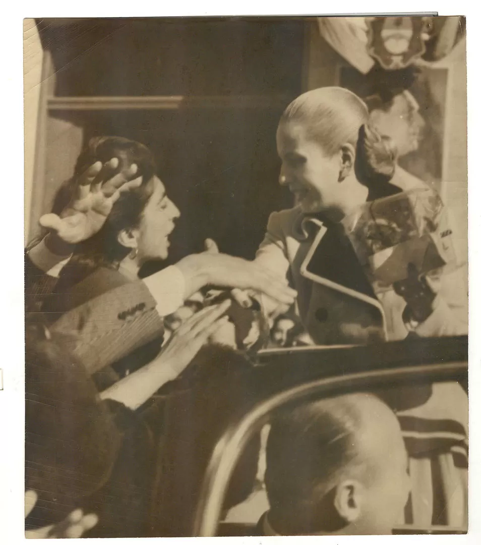 UNA MUJER EMBLEMÁTICA. Galasso repite la historia contada y no investigada y asocia el origen de Evita a la humillación de ser mujer. LA GACETA / ARCHIVO