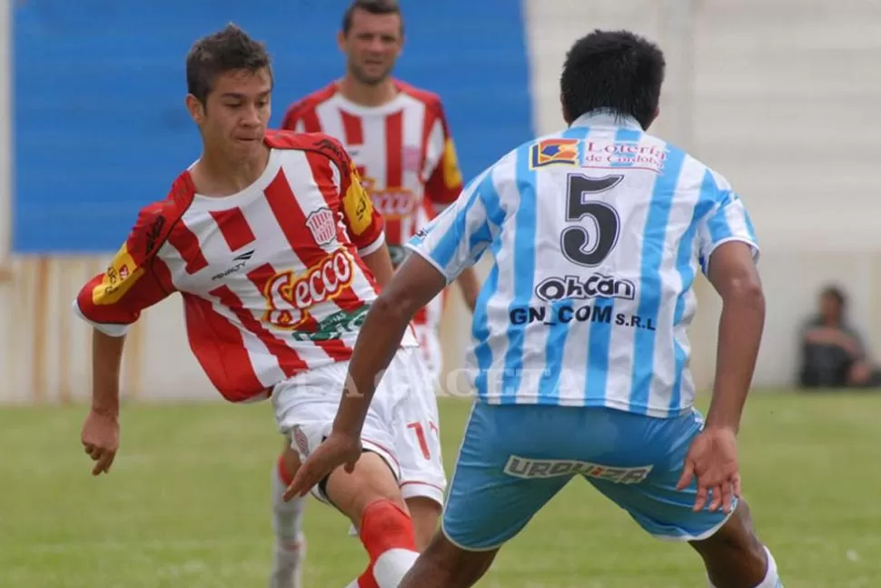 LA VUELTA. Se espera la evolución de Leo Rizo para ver si llega al partido del domingo, ante San Jorge. LA GACETA / ARCHIVO