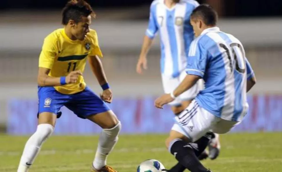 DESQUITE. Se viene la revancha del Superclásico de las Américas. En Brasil ganaron los anfitriones 2 a 1. Argentina buscará tomarse el desquite en La Bombonera. 