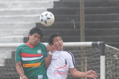 Con un equipo alternativo, San Jorge enfrenta a Sportivo Patria