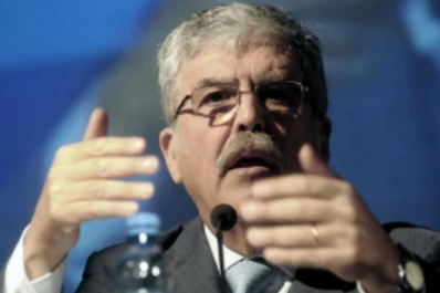 De Vido: tenemos todo el derecho de plantear la reforma de la Constitución