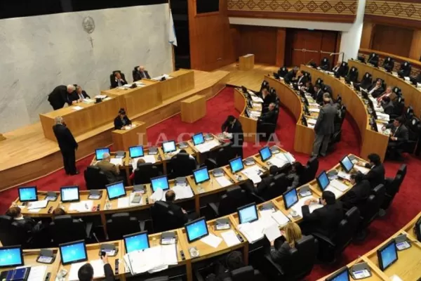La Legislatura se prepara para una sesión maratónica