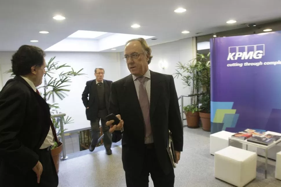 TAJANTE. Según Nielsen, hay que asegurar el no default de bonos nuevos.  DYN (ARCHIVO)