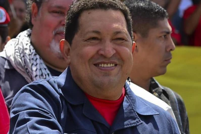 Chávez vuelve a Cuba por su cáncer