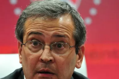 Cantero: Comparada no puede ni subir al puente Pueyrredón