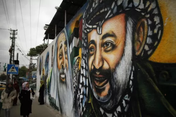 Exhuman el cuerpo de Arafat para analizar si fue envenenado
