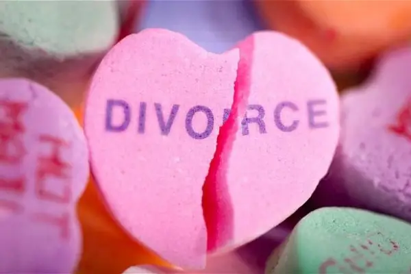 Descubrió que su esposa era un hombre, tras casi 20 años de matrimonio