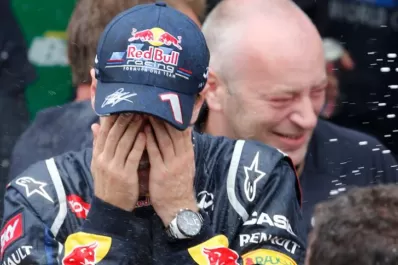 Una maniobra podría dejar sin título a Vettel