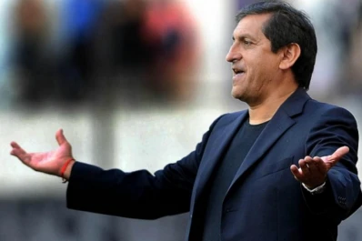 “Si arregla, Ramón Díaz está dispuesto a dirigir el domingo”