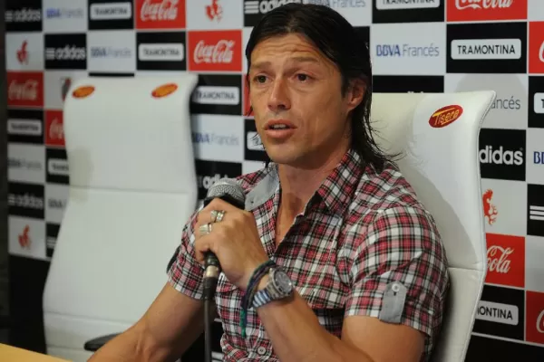 Almeyda: dejé hasta la última gota de sudor y me siento un poco extraño alejándome del club