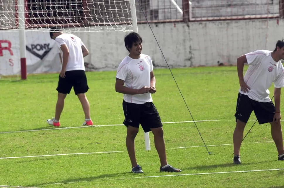 PARA TENER EN CUENTA. Luis Cebolla Vega puede aportarle mayor dinámica a la mitad de la cancha de los albirrojos. LA GACETA / ANALIA JARAMILLO