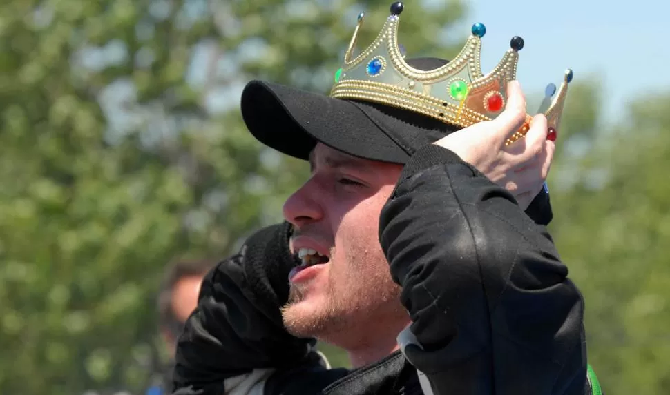 PROMESA. Con un Ford, a los 23 años, se dio el lujo de festejar su primer campeonato en el TC. DYN