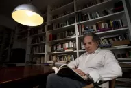 La Ley de Medios hace posible que haya otras voces, otros espacios, consideró Piglia