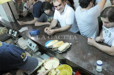 La sanguchería no está fundida, dejo para descansar