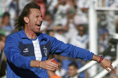 Quedarme en Vélez me hará muy feliz