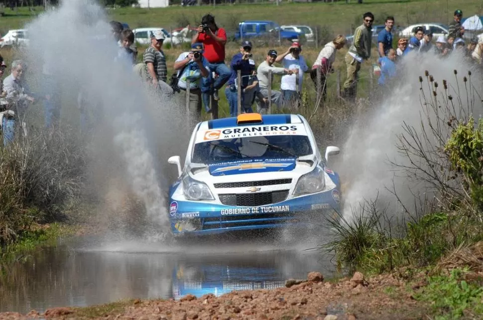 LA MÁQUINA. El Chevrolet Agile de Juan José Gil De Marchi. 