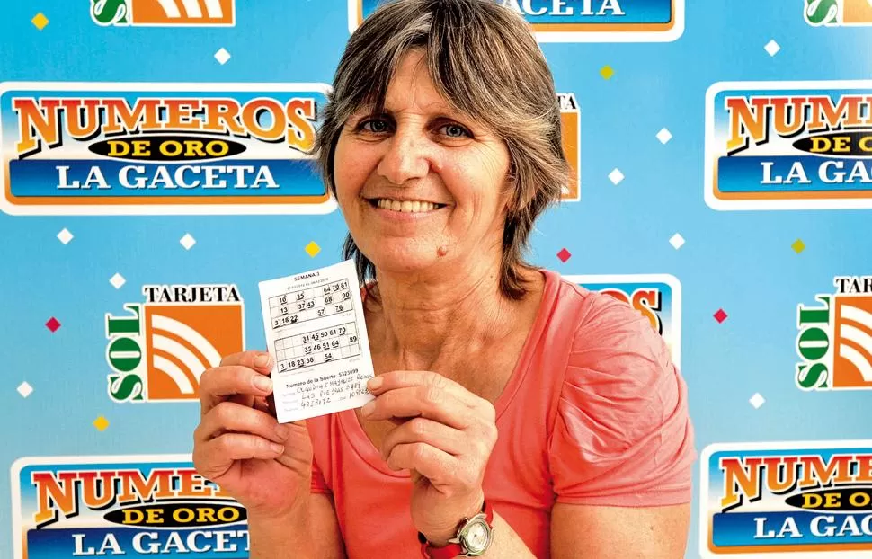 AFORTUNADA. Claudia Elina Mayantz Remes es la única ganadora. LA GACETA / FOTO DE OSCAR FERRONATO