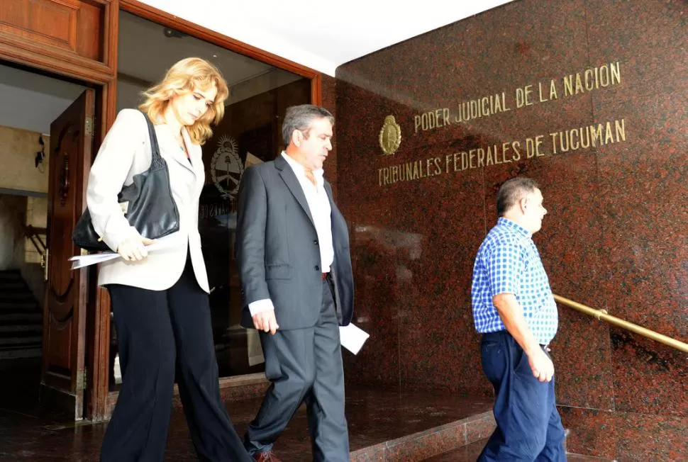 EN TRIBUNALES. Elías y Cano llevaron la denuncia a la Justicia Federal. LA GACETA / FOTO DE HECTOR PERALTA