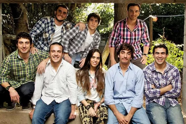 Atendemos más los elogios que los prejuicios