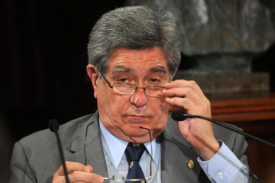 Por la Ley de Medios, un senador K pide un jury de enjuiciamiento a dos camaristas