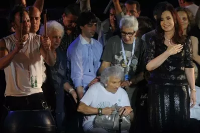 Exigimos que los poderes del Estado actúen con respeto a la voluntad popular