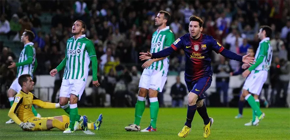 FESTEJO. Messi celebra uno de sus goles ante el Betis. FOTO TOMADA DE RIVALS.YAHOO.COM