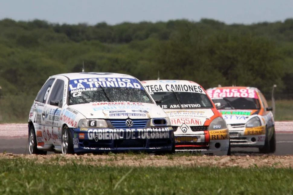 JUNTOS EN LA PISTA. Lucas Mohamed y Pablo Ortega fueron protagonistas, pero no pudieron redondear sus trabajos. 