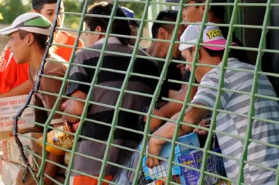 Dos personas murieron en Rosario durante los saqueos