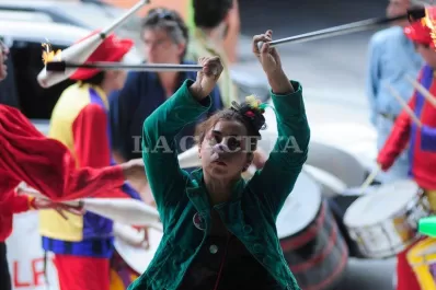 Artistas repudiaron el cierre de salas de teatro