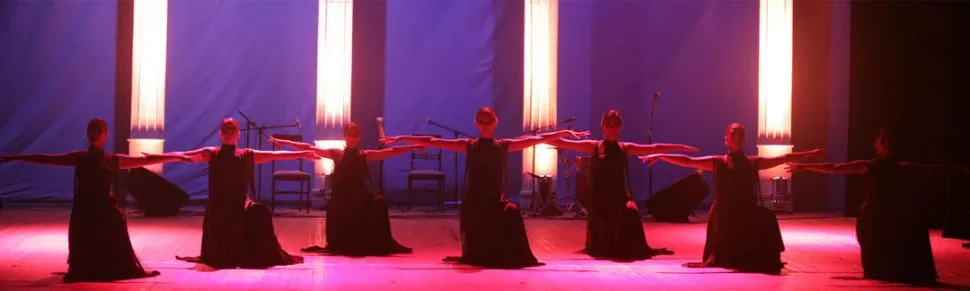 NOCHE FLAMENCA EN EL TEATRO ALBERDI. 