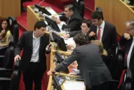 El alperovichismo utilizó la última sesión del año para enmendar errores que cometió durante 2012