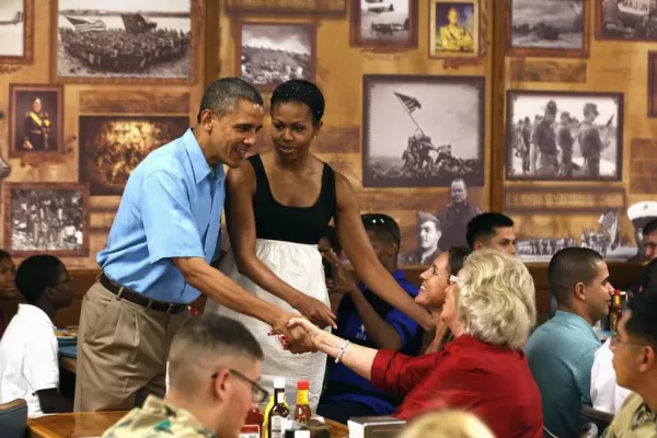 Obama regresa de Hawaii para evitar el abismo fiscal