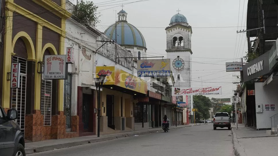 CONMOCION. Toda la ciudad de Monteros se mantuvo en vilo por el trágico desenlace del matrimonio entre Robledo y Pirlo. LA GACETA / OSVALDO RIPOLL