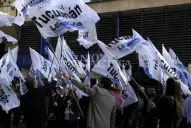 Otro fin de año complicado: paran los bancarios