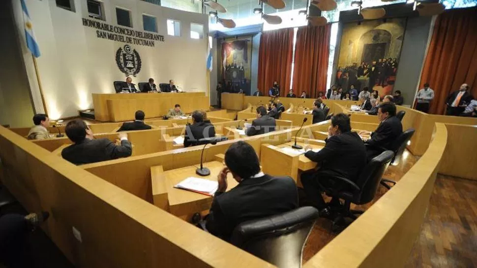 DEBATE. Los concejales deliberan por última vez en 2012. ARCHIVO LA GACETA