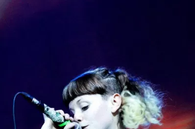 Sushi, rap en inglés y mucho baile en una fiesta distinta